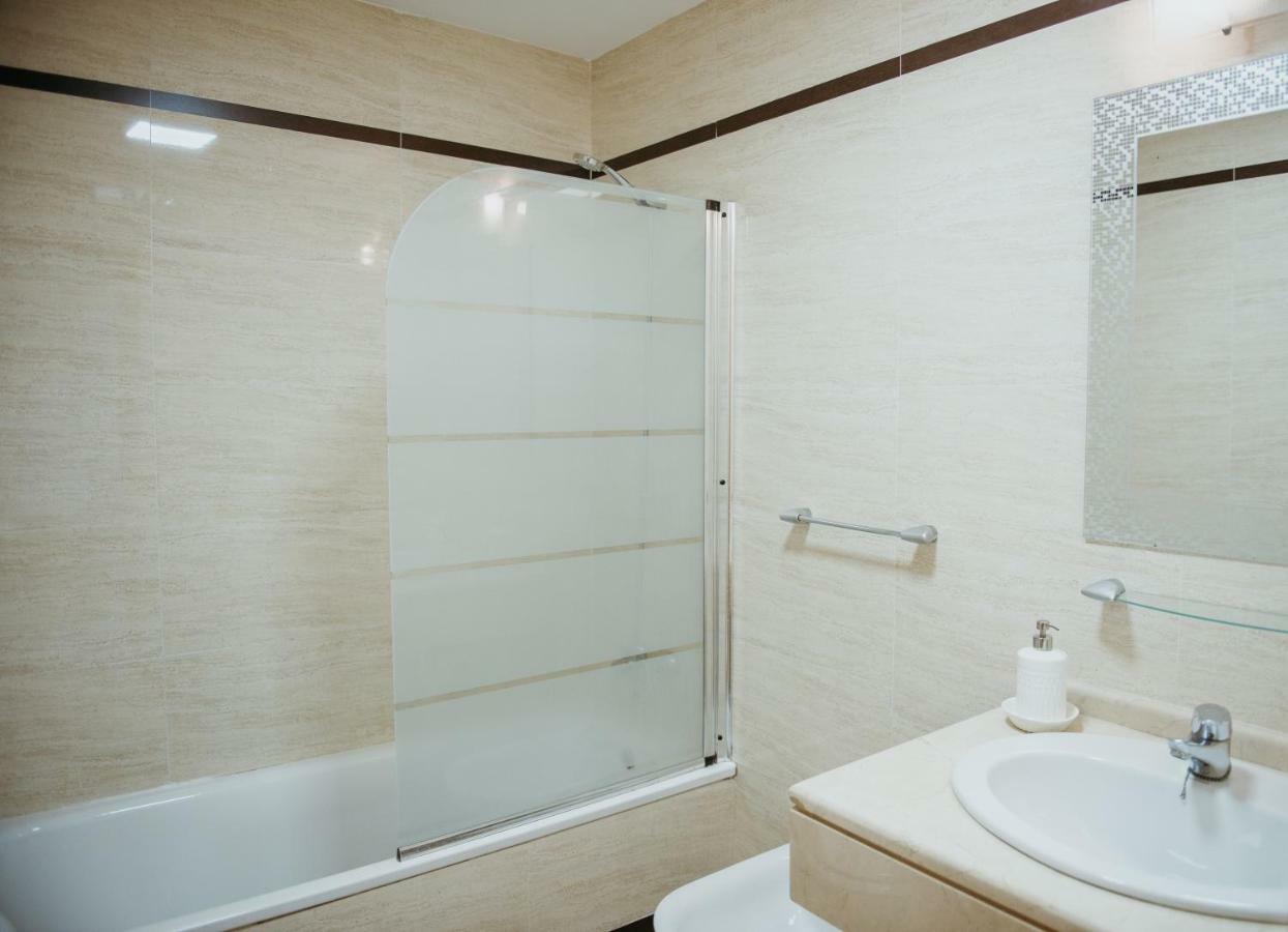 Apartamento Cala De Nerja-Lovely Exteriör bild