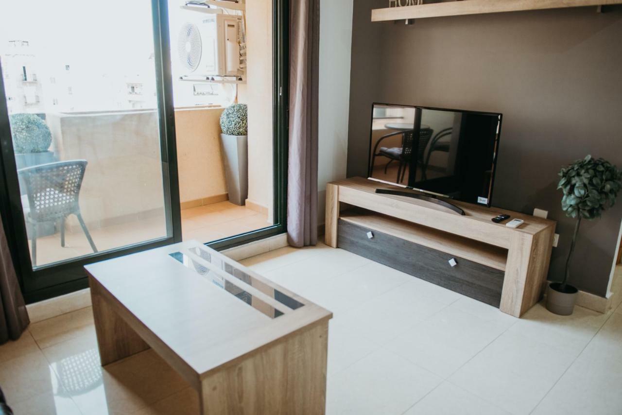 Apartamento Cala De Nerja-Lovely Exteriör bild